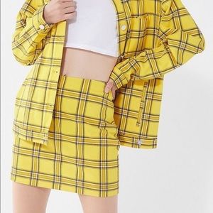 GUESS+URBAN OUTFITTERS PLAID SKIRT!! Size: medium!